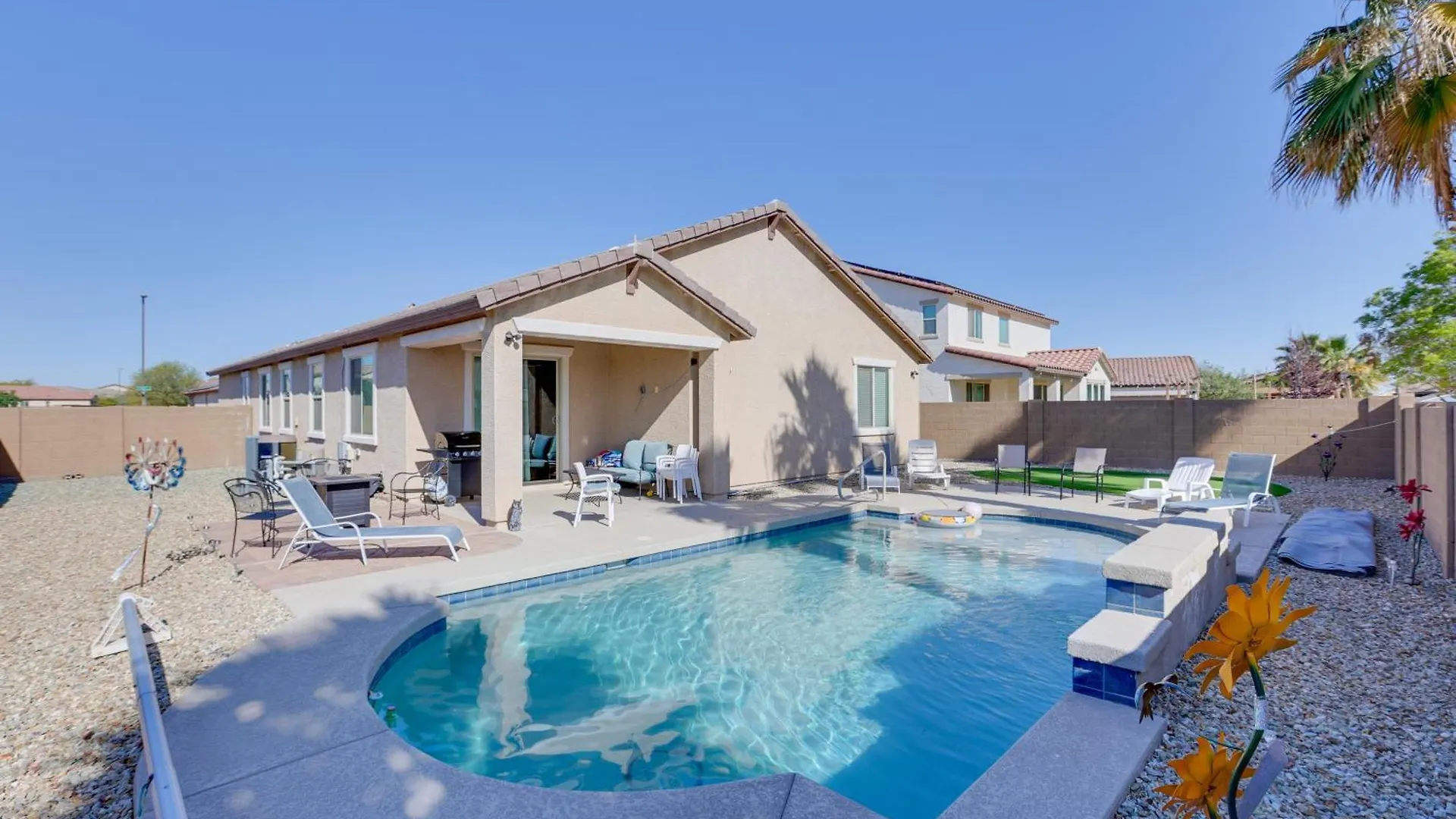 Desert Den With Pool - 3 Miles To Goodyear Ballpark! 0*,
