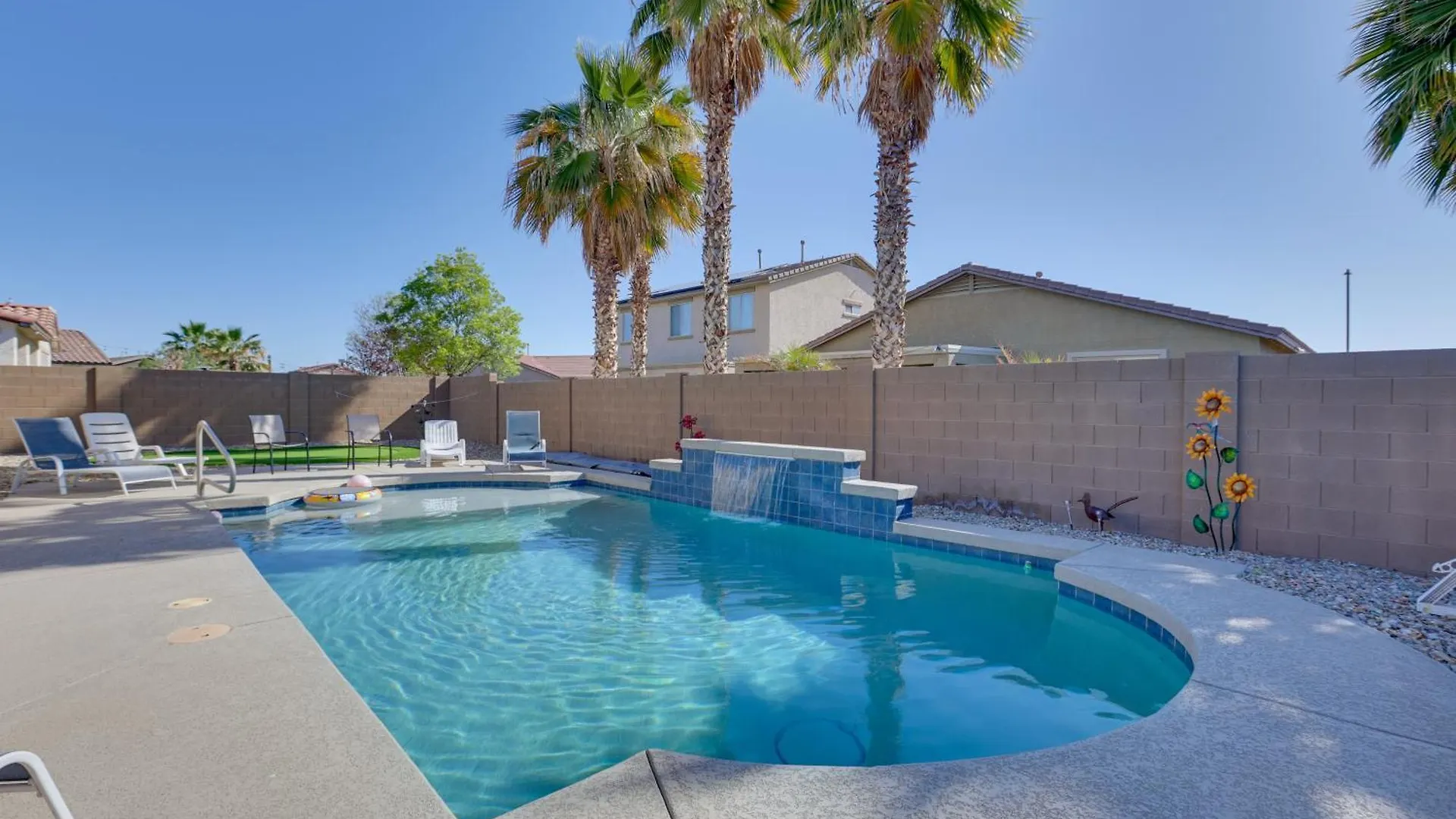 Desert Den With Pool - 3 Miles To Goodyear Ballpark! Holiday home