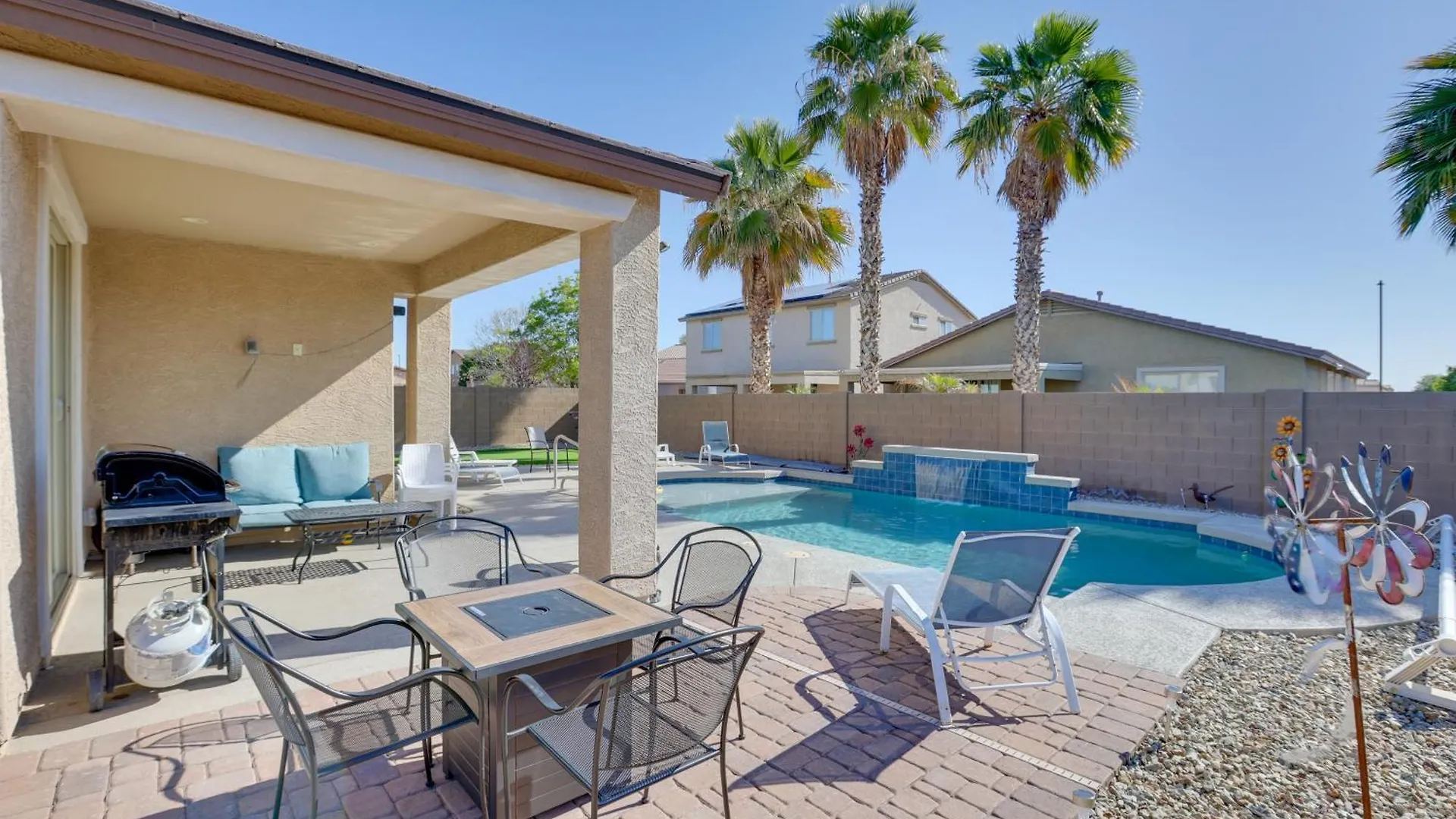 Desert Den With Pool - 3 Miles To Goodyear Ballpark! Holiday home